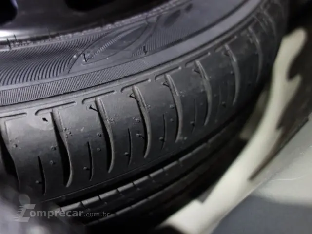 VIRTUS - 1.0 200 TSI COMFORTLINE AUTOMÁTICO