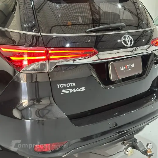 Hilux SW4 SRX 4x4 2.8 TDI 16V Dies. Aut.