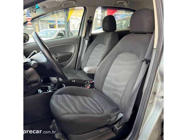 PUNTO 1.4 ATTRACTIVE 8V FLEX 4P MANUAL