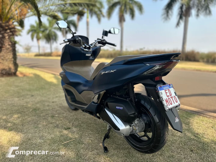 PCX 160 DLX ABS