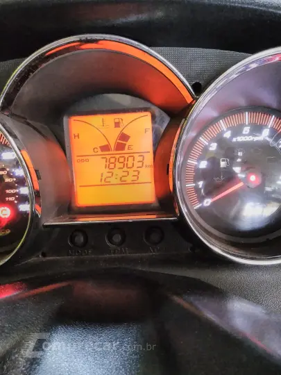 JTZ/DOWNTOWN PEOPLE GT 300I