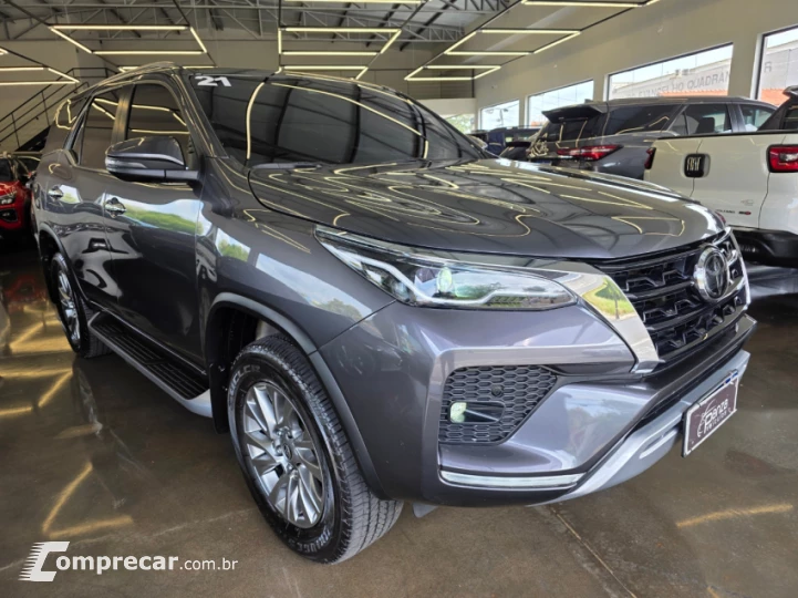 HILUX SW4 2.8 D-4d Turbo SRX 7L 4X4