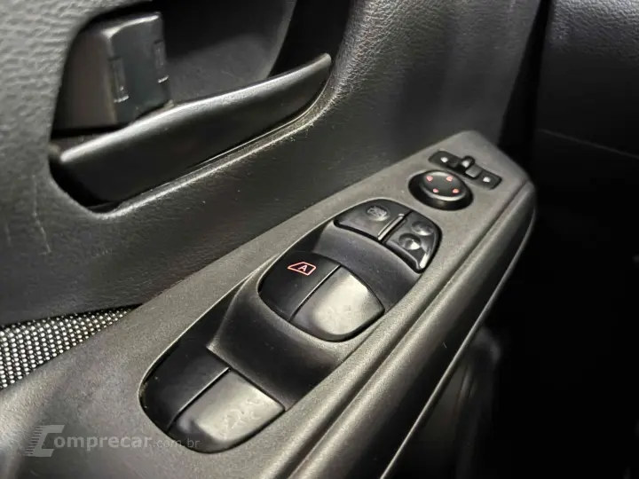 KICKS 1.6 16V FLEXSTART S DIRECT 4P XTRONIC