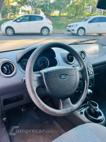 Fiesta Sed. 1.6 8V Flex 4p