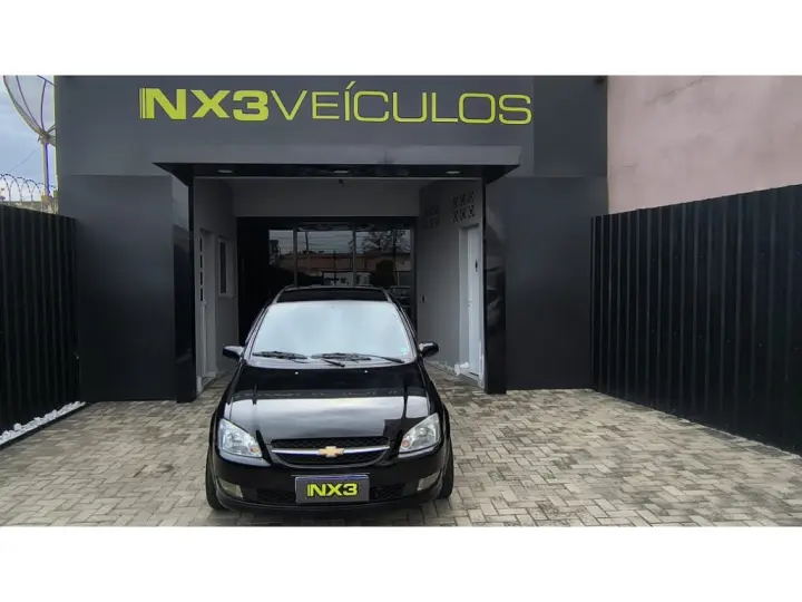 CLASSIC 1.0 MPFI LS 8V FLEX 4P MANUAL