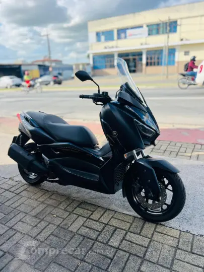 x-max 250