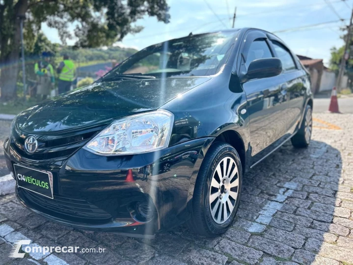 ETIOS X Sedan 1.5 Flex 16V 4p Mec.