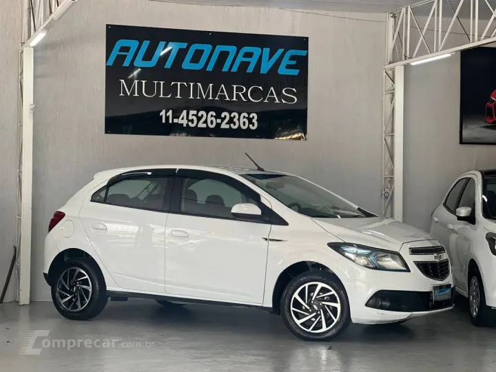 Onix Hatch 1.4 4P FLEX LT