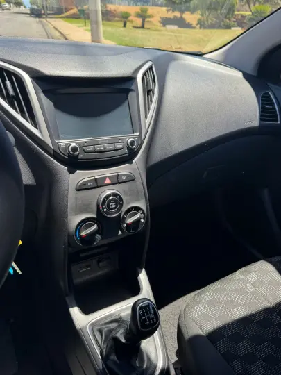 HB20 1.6 Comfort Plus 16V