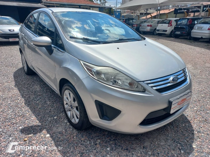 FIESTA 1.6 SE Sedan 16V