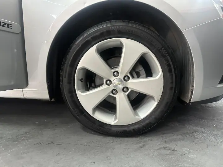 Cruze 1.8 Lt 16V Flex 4P Automático