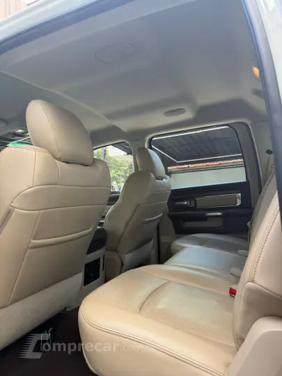 2500 6.7 I6 Turbo Laramie CD 4X4