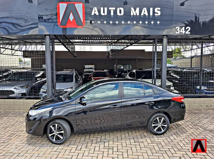 YARIS 1.5 16V Sedan XS Connect