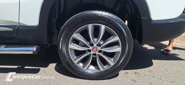 TORO 2.0 16V Turbo Volcano 4WD AT9