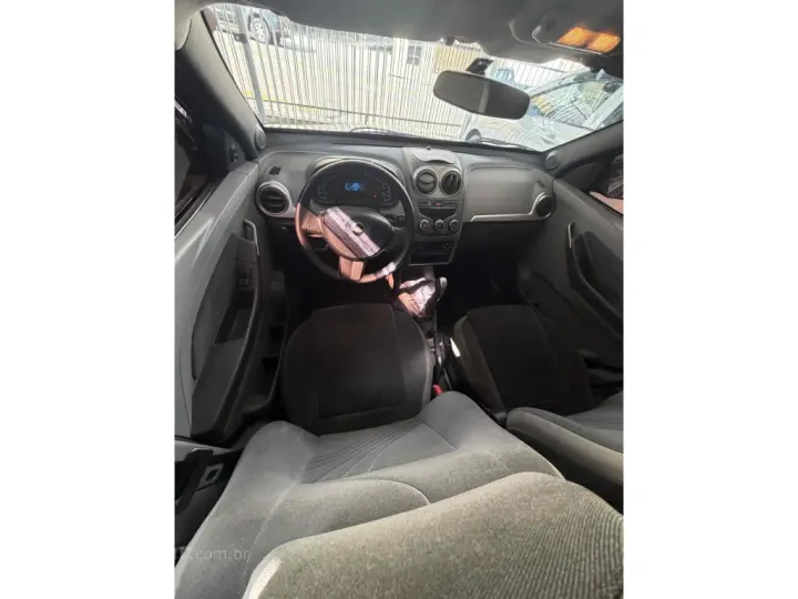 AGILE 1.4 MPFI LTZ 8V FLEX 4P MANUAL