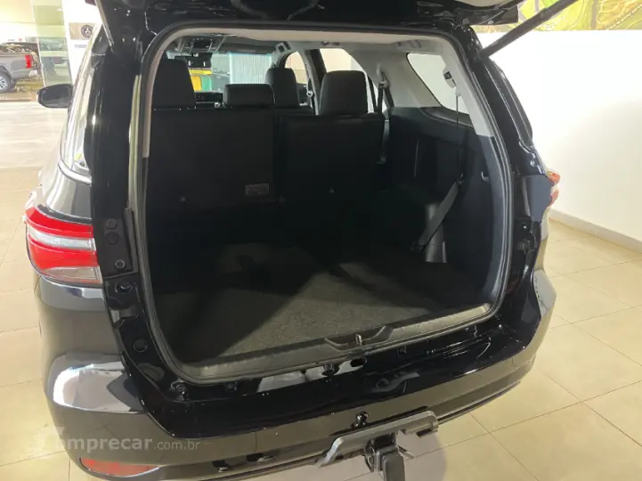 HILUX SW4 2.8 SRX 4X4 7 Lugares 16V Turbo Intercooler