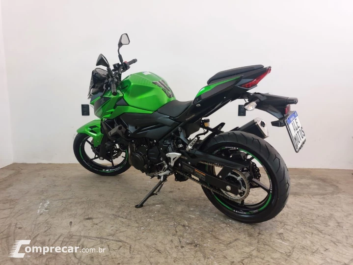 KAWASAKI Z400