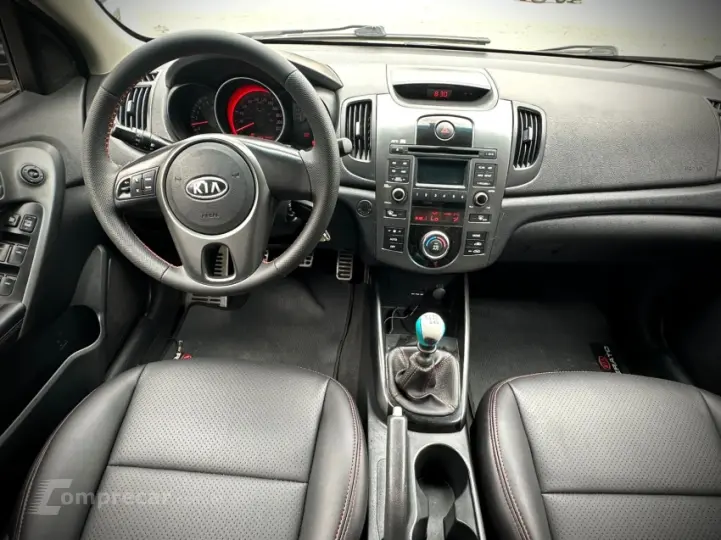 CERATO 1.6 E.213 Sedan 16V