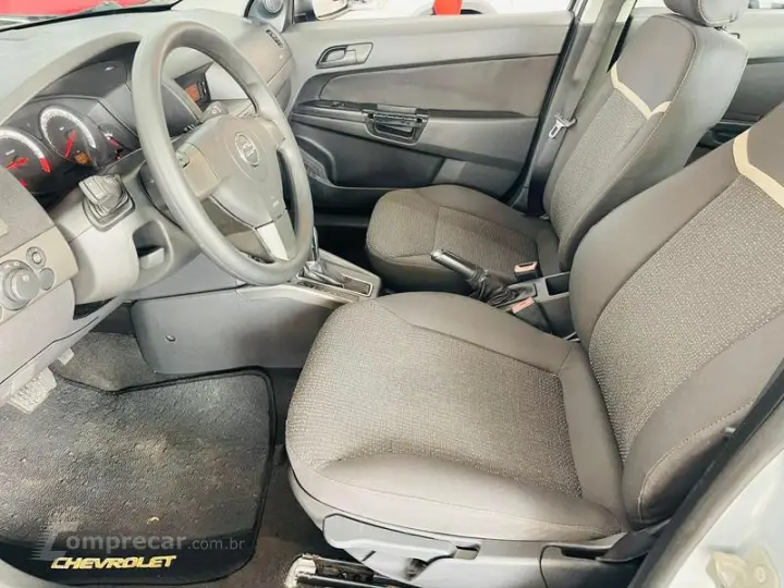 VECTRA EXPRESSION 2.0 8V 4P