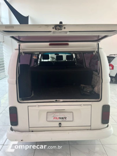 Kombi 1.4 FLEX STD 9 LUGARES