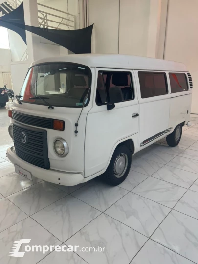 Kombi 1.4 FLEX STD 9 LUGARES