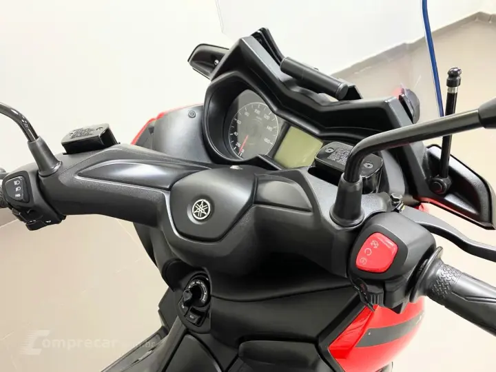 YAMAHA XMAX 250 ABS