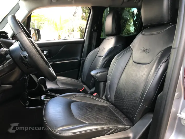 Renegade 1.8 16V Flex 4P Automático