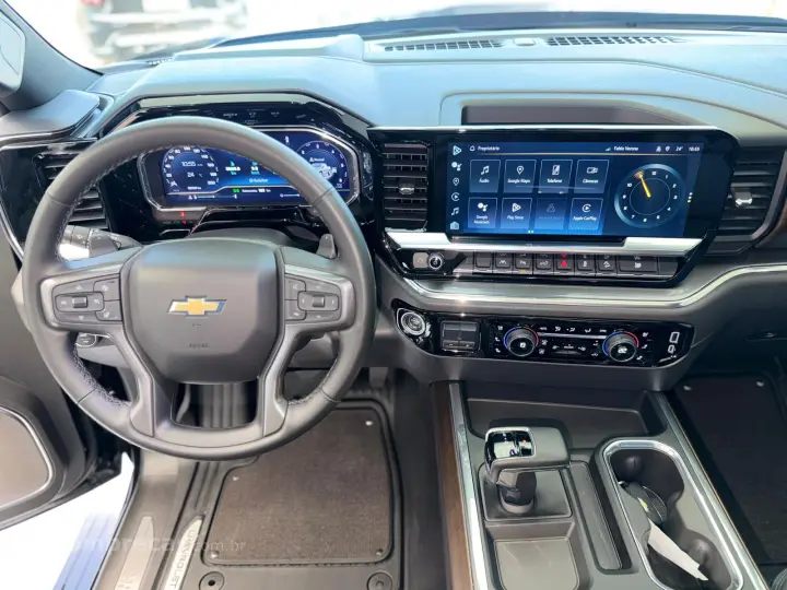 SILVERADO 5.3 V8 1500 High Country 4X4