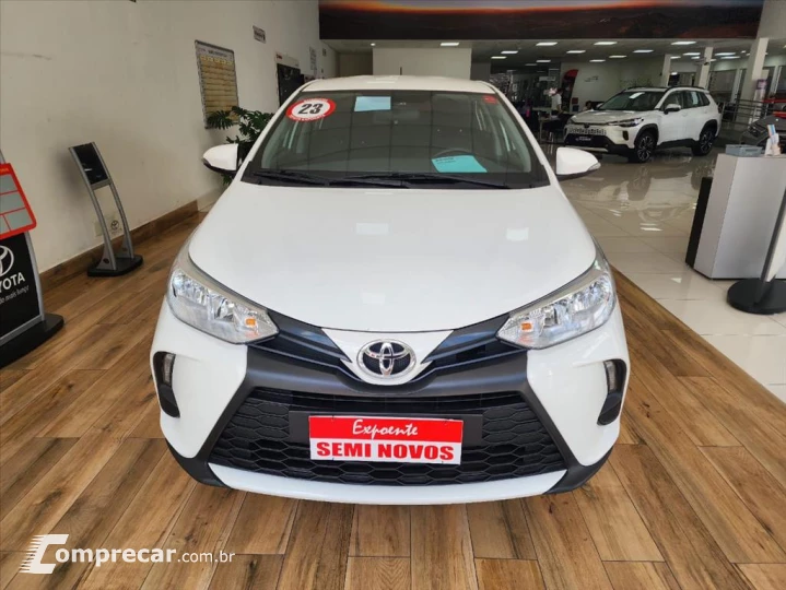 YARIS 1.5 16V FLEX SEDAN XL LIVE MULTIDRIVE