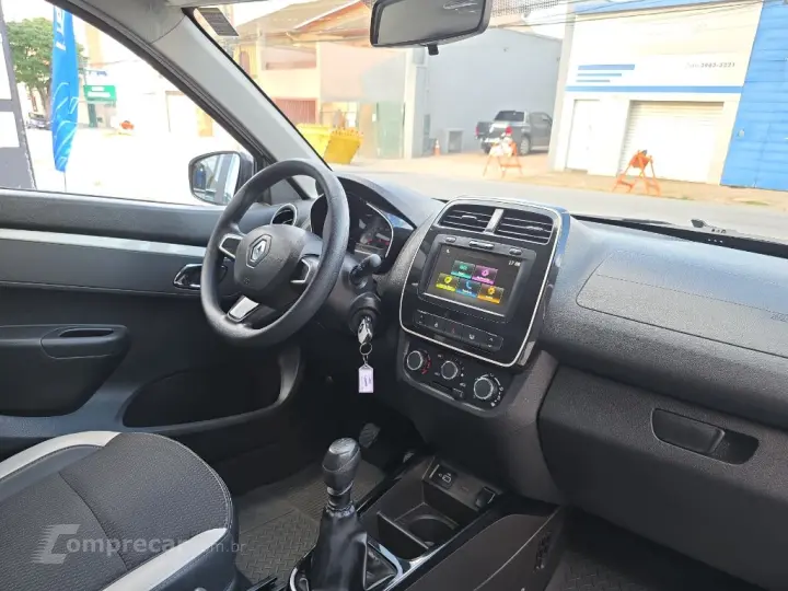 KWID Intense 1.0 Flex 12V 5p Mec.
