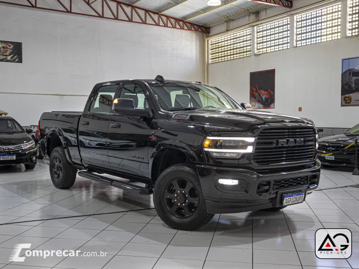 2500 6.7 I6 Turbo Laramie Night Edition CD 4X4