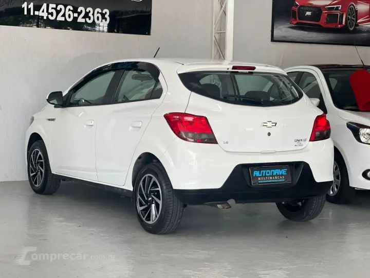 Onix Hatch 1.4 4P FLEX LT