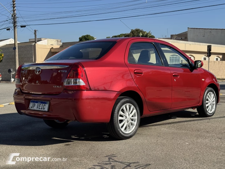ETIOS 1.5 XLS Sedan 16V