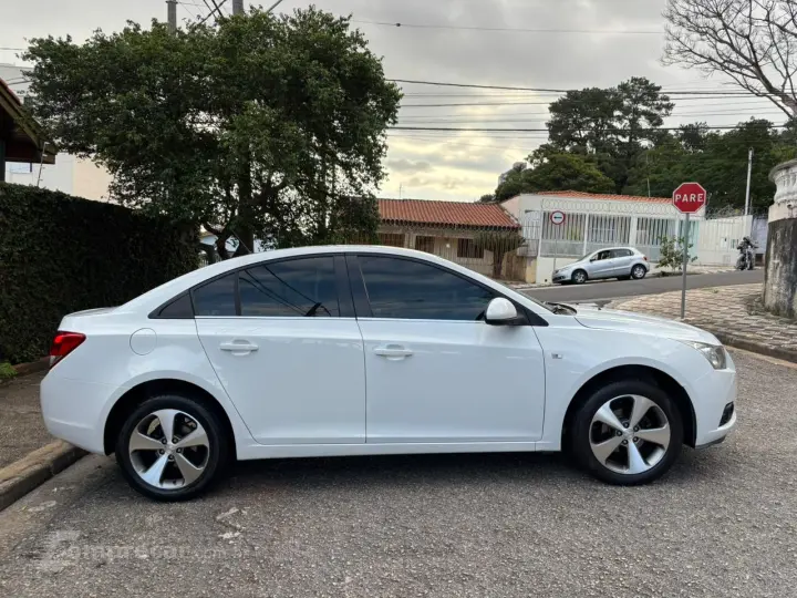 CRUZE 1.8 LT 16V