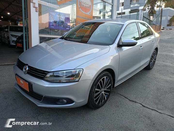 Jetta 2.0 4P TSI HIGHLINE 211 CV AUTOMÁTICO