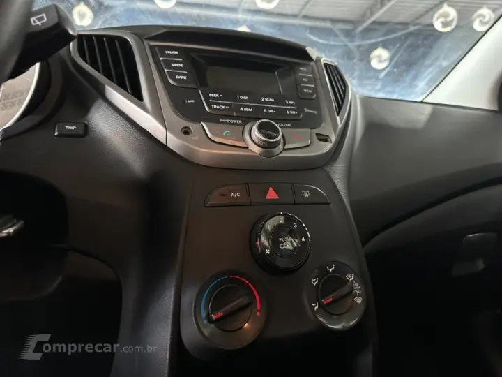 HB20 1.6 COMFORT PLUS 16V FLEX 4P MANUAL