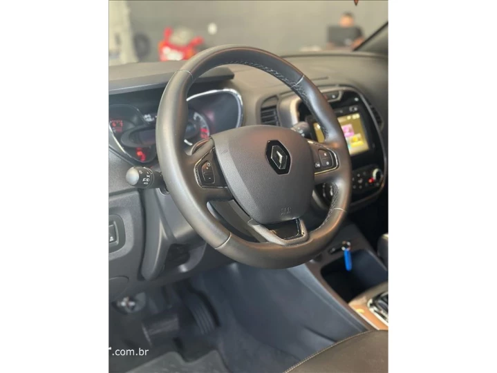 CAPTUR 1.6 16V SCE FLEX BOSE X-TRONIC