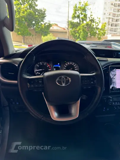 Hilux CD SRX 4x4 2.8 TDI 16V Diesel Aut.