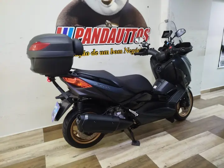 XMAX 250