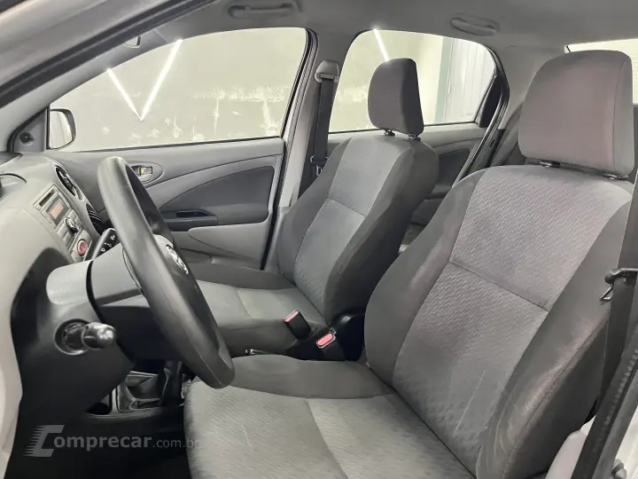 ETIOS 1.5 XLS Sedan 16V