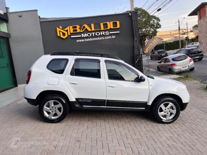 DUSTER Expression 1.6 Hi-Flex 16V Mec.