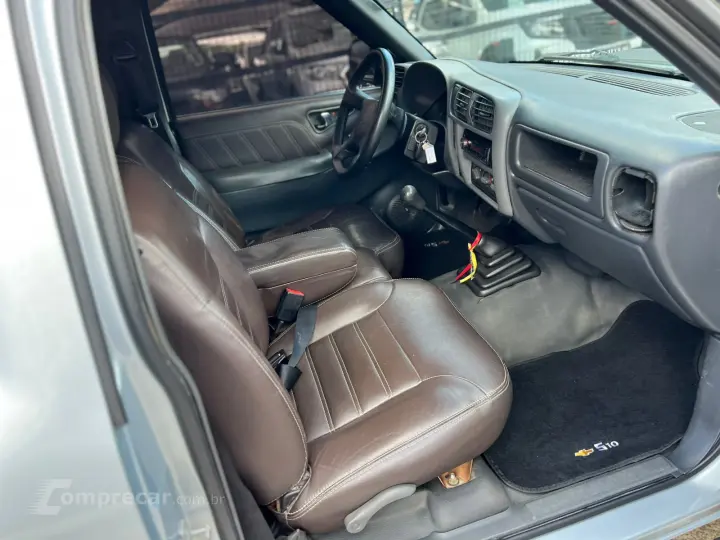 S10 2.4 MPFI Advantage 4X2 CS 8V