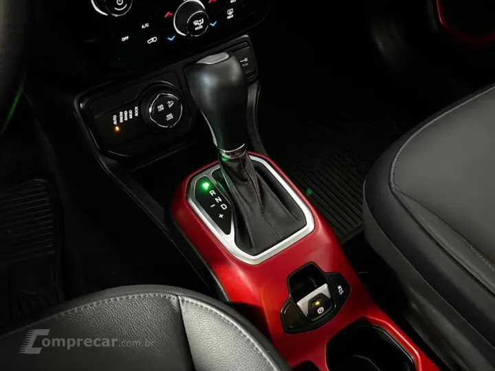 RENEGADE 2.0 16V TURBO DIESEL TRAILHAWK 4P 4X4 AU