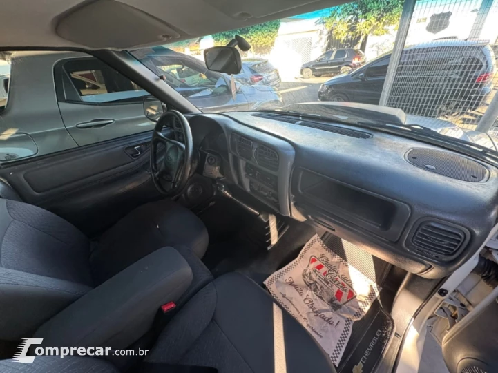 S10 2.4 Advantage 4X2 CD 8V