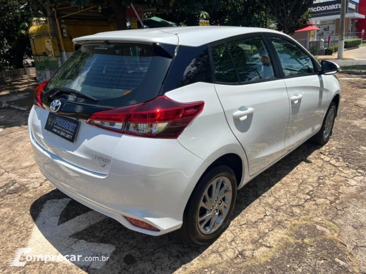 YARIS 1.5 16V XS Connect