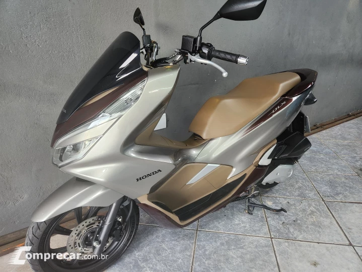 PCX DLX ABS  2022