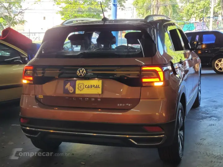 T-Cross Highline 1.4 TSI Flex 16V 5p Aut