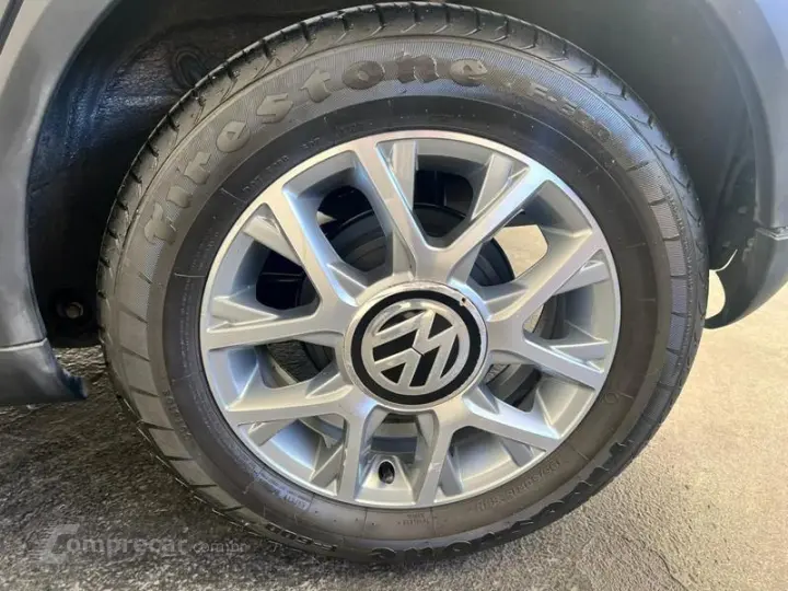 UP! CROSS 1.0 TSI TOTAL FLEX MEC. 4P