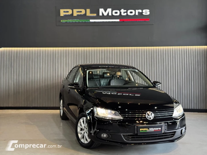 JETTA 2.0 COMFORTLINE 120CV FLEX 4P TIPTRONIC