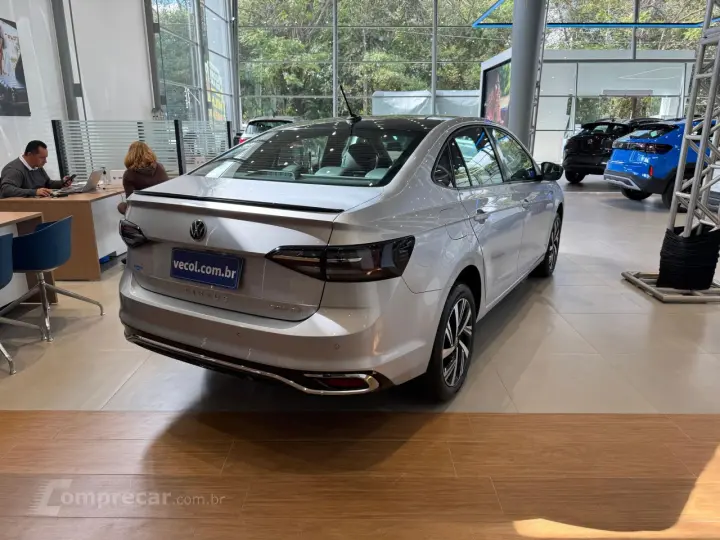 Virtus 1.0 4P 200 TSI FLEX HIGHLINE AUTOMÁTICO